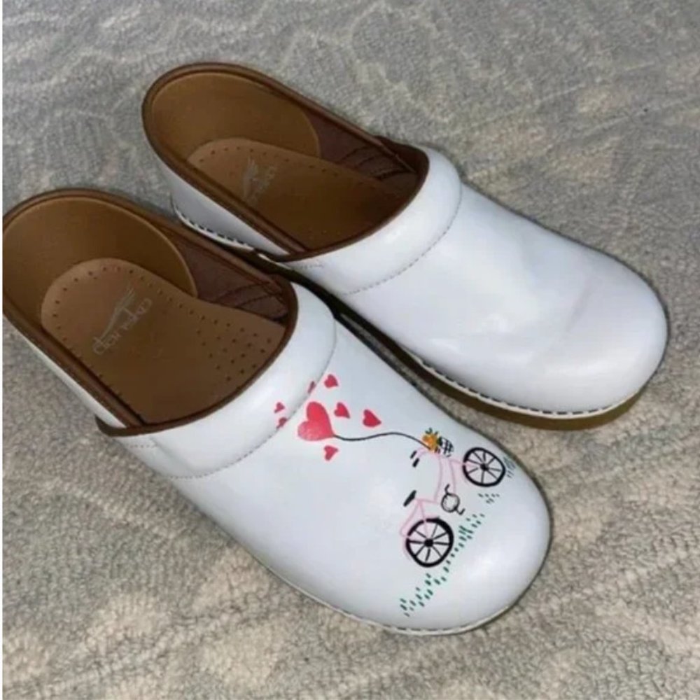 Dansko Twin Pro White Clogs with Bicycle/Hearts